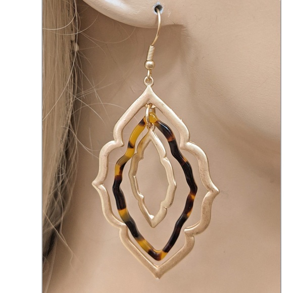 NWT Moroccan Style Tortoise Shell & Gold Earrings - Picture 2 of 3